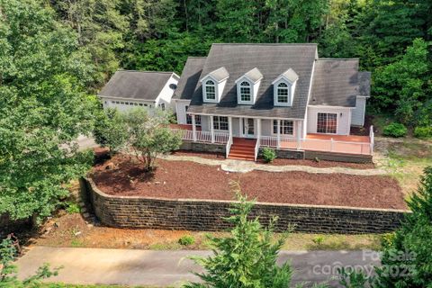 402 Sweetbriar Road