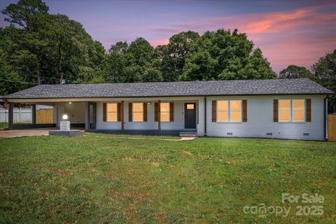 109 Robin Lane sold home in Glen Echo, Statesville, NC