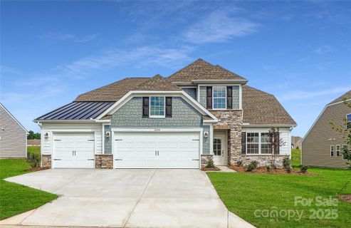 2244 Moon Crest Road