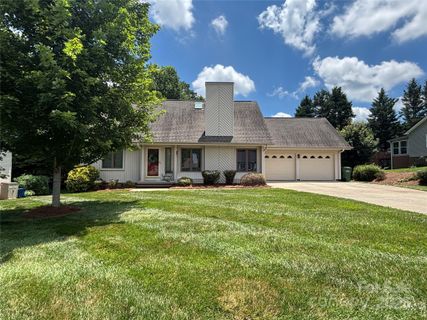 2420 24th Avenue sold home in Havenwood, Hickory, NC