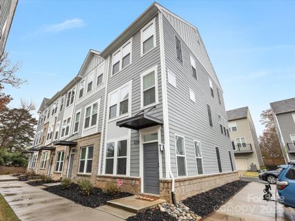 4027 Capital Ridge Court sold home in Briar Creek, Charlotte, NC