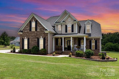 2925 Sweetgrass Lane sold home in Hidden Meadows, Monroe, NC