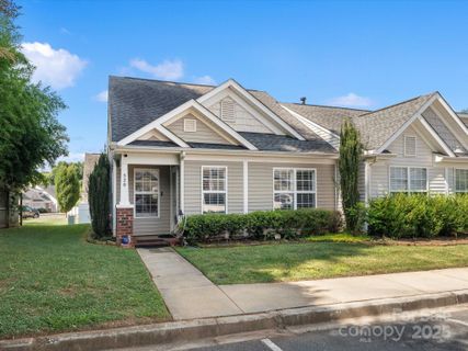 520 Fenton Place sold home in Olde Towne, Rock Hill, SC