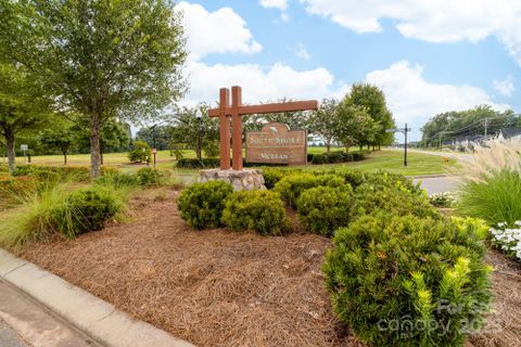 1006 Kingbird Lane