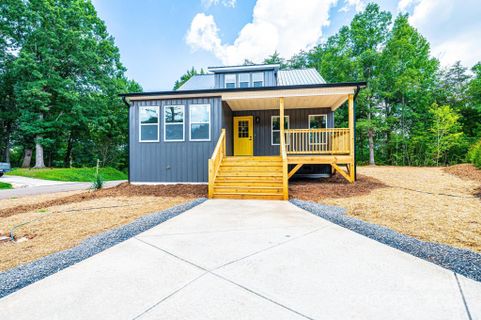 1894 Thoreau Court sold home in Briarwood Heights, Connelly Springs, NC