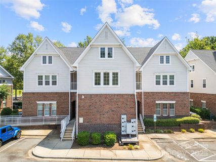 575 Davidson Gateway Drive