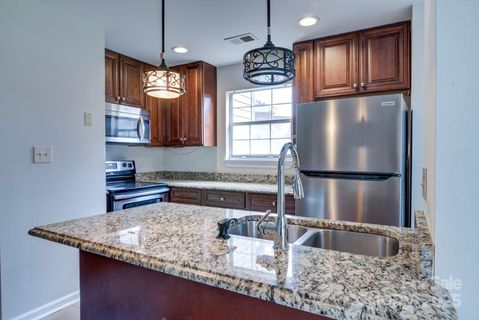 8115 Tremaine Court sold home in Devonshire Court, Charlotte, NC