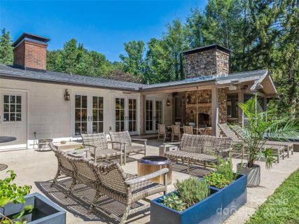 13 Robinhood Road sold home in Sherwood Heights, Asheville, NC