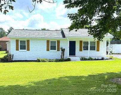 807 Edgehill Drive sold home in Newtown Estates, Monroe, NC