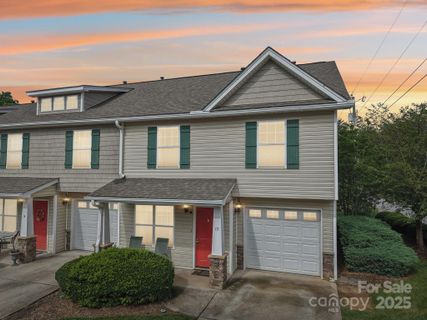 10 Old Salem Court sold home in Townes At Bagwell Mill, Fletcher, NC