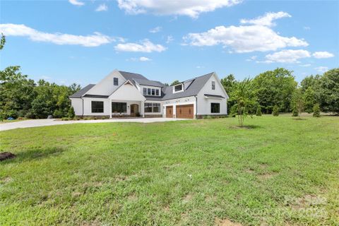 6511 Rehobeth Road sold home in Spring Valley, Waxhaw, NC