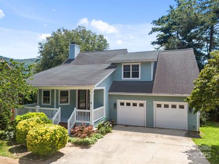 6 Oakhaven Terrace sold home in Eastwood Village, Asheville, NC