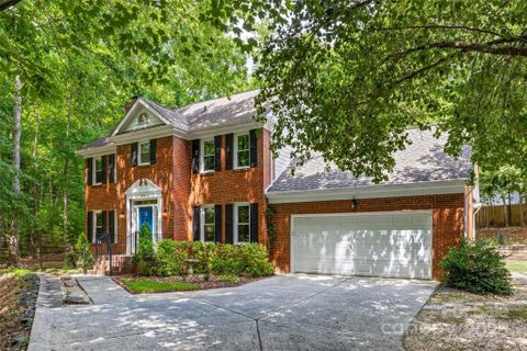 605 Giles Court
