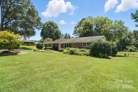 3427 N Nc 16 Highway