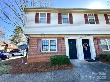 5812 Hunting Ridge Lane sold home in Hunting Ridge, Charlotte, NC