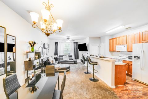 1718 Glenlea Vista Court sold home in Glenlea Park, Charlotte, NC