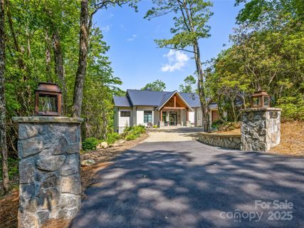207 Seminole Way