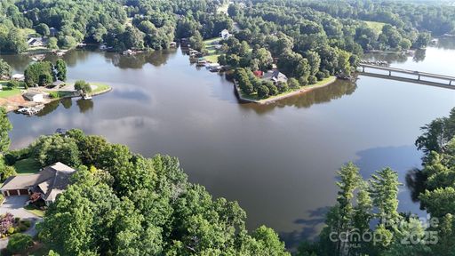 6260 Riviera Run Estates Drive sold home in Riviera Run, Hickory, NC