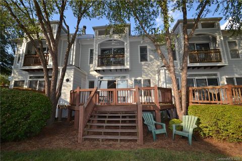 18724 Nautical Drive sold home in Commodores Landing, Cornelius, NC