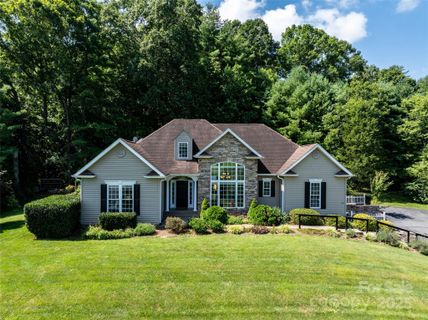 110 Michael Court sold home in Newfound Estates, Leicester, NC