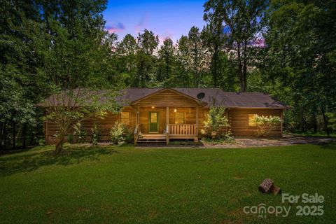 135 Logan Court sold home in Shumont Estates, Lake Lure, NC