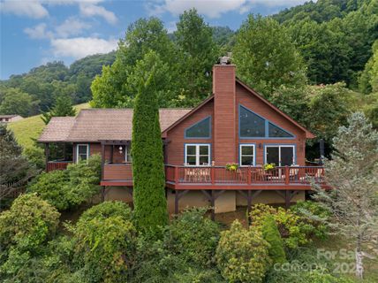 105 Appalachian Trail sold home in Appalachian Village, Maggie Valley, NC