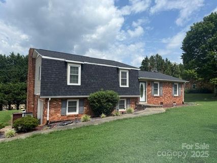 2205 Olde Well Road sold home in Olde Farm, Hudson, NC