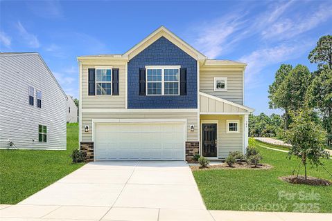 106 Astor Street sold home in Winecoff Village, Troutman, NC