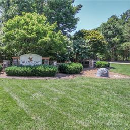 512 Kenway Loop
