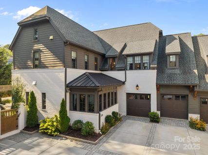 1215 S Kings Drive