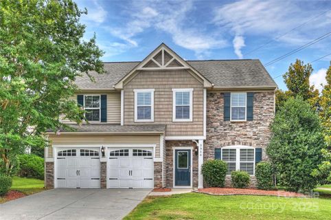 2514 Mountain Laurel Avenue