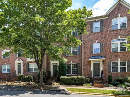 756 Naramore Street sold home in Davidson Bay, Davidson, NC