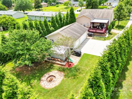 213 Downing Street sold home in Inglewood, Troutman, NC