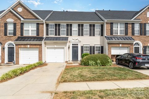 4016 Holly Villa Circle