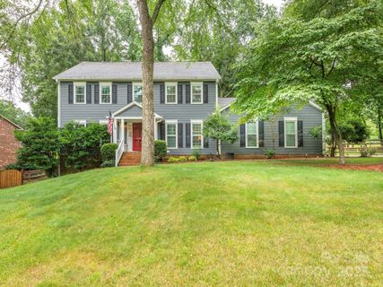 8706 Peyton Randolph Drive sold home in Williamsburg, Charlotte, NC