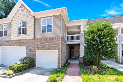 9053 Rosalyn Glen Road sold home in Edinburgh Square, Cornelius, NC