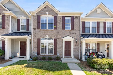 5000 Riverbed Lane sold home in Cramerton Village, Cramerton, NC
