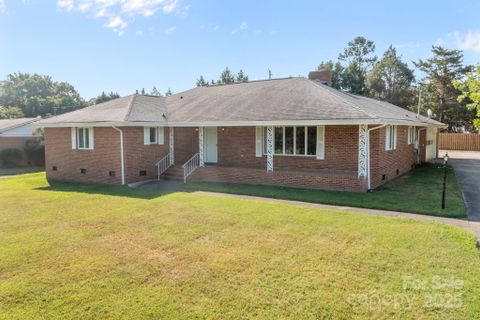 1314 Stoneyridge Drive sold home in Pine Island, Charlotte, NC