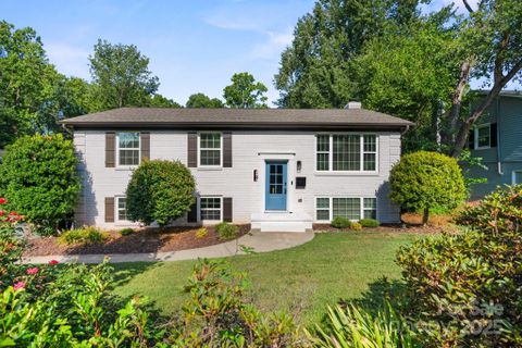 4816 Fairheath Road sold home in Laurelwood, Charlotte, NC