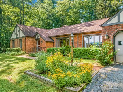 119 Yardley Court sold home in Crooked Creek, Hendersonville, NC
