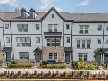 5013 Nestling Spring Street sold home in Hudson Oaks, Charlotte, NC