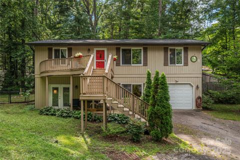 2 Muirfield Court sold home in Brookwood, Arden, NC