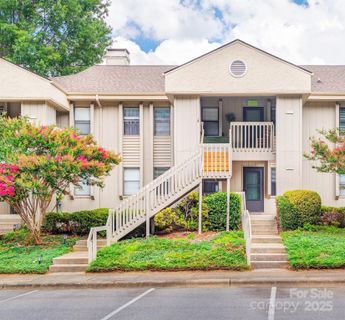 1103 Abbey Circle sold home in The Cloisters, Asheville, NC