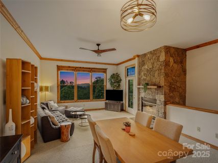 130 Stoney Falls Loop 2-102