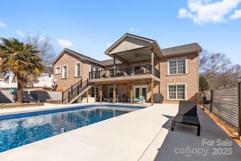 150 Heathrow Lane sold home in The Landings, Statesville, NC