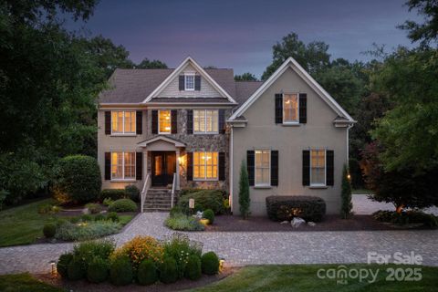 5016 Groves Edge Lane