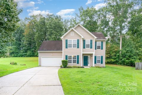 2802 Granstark Court sold home in Keeneland, Charlotte, NC