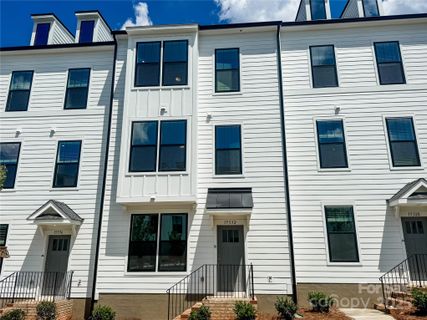 15358 Ballancroft Parkway