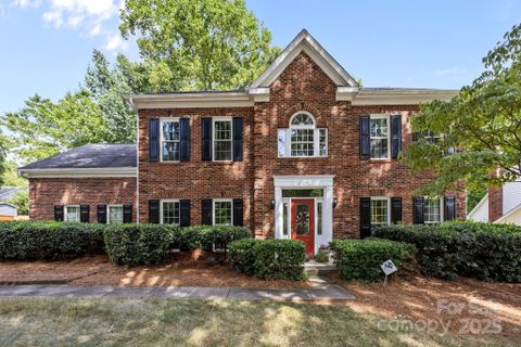 12225 Hickory Knoll Court sold home in Southwoods, Matthews, NC