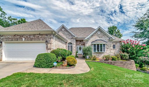 49 Scenic Ridge Drive sold home in The Woodlands At Olivers Landing, Hickory, NC